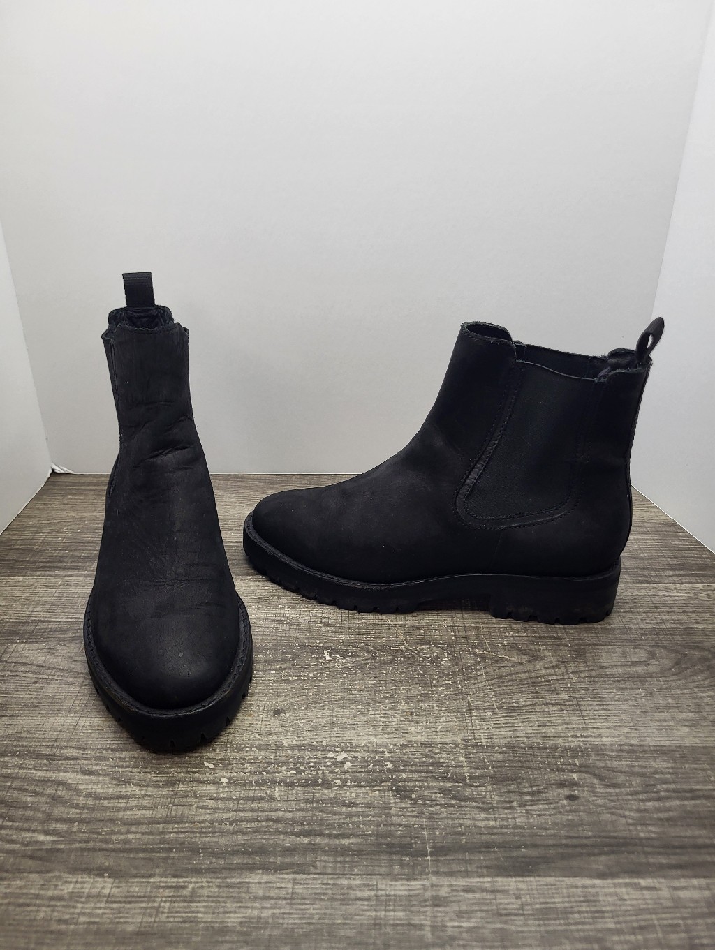 Thursday Boot Co Legend Black Matte Suede Chelsea Boots Women Size 7